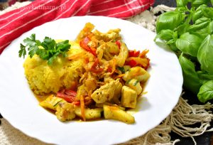 Ryż curry z kurczakiem i warzywami