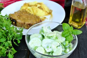 Mizeria ze śmietaną