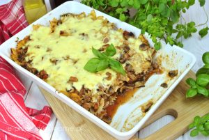 Zapiekanka z makaronem i boczkiem