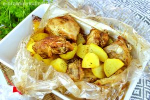 Udka pieczone z ziemniakami w rękawie