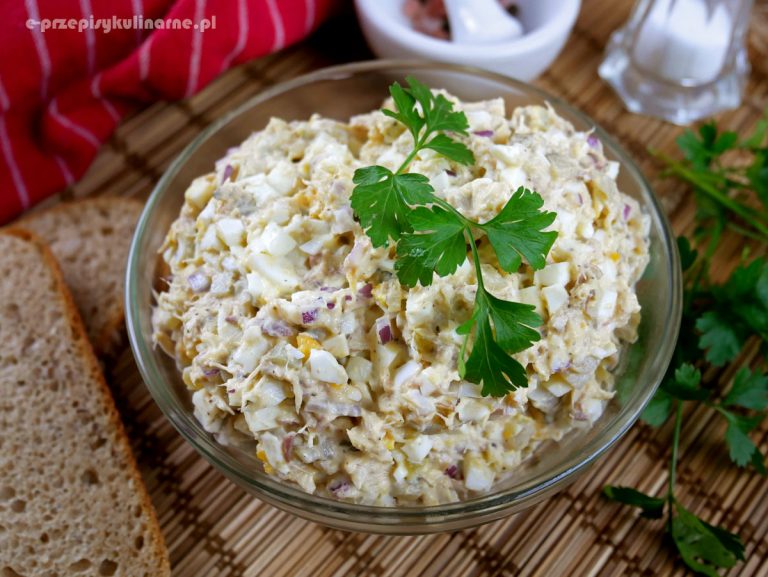 Sałatka z rybą w oleju – pasta do chleba z rybą z puszki