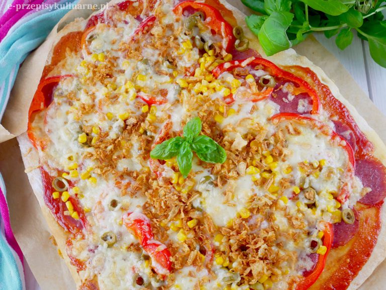 Pizza z prażoną cebulką – sprawdzony przepis na pyszną pizzę