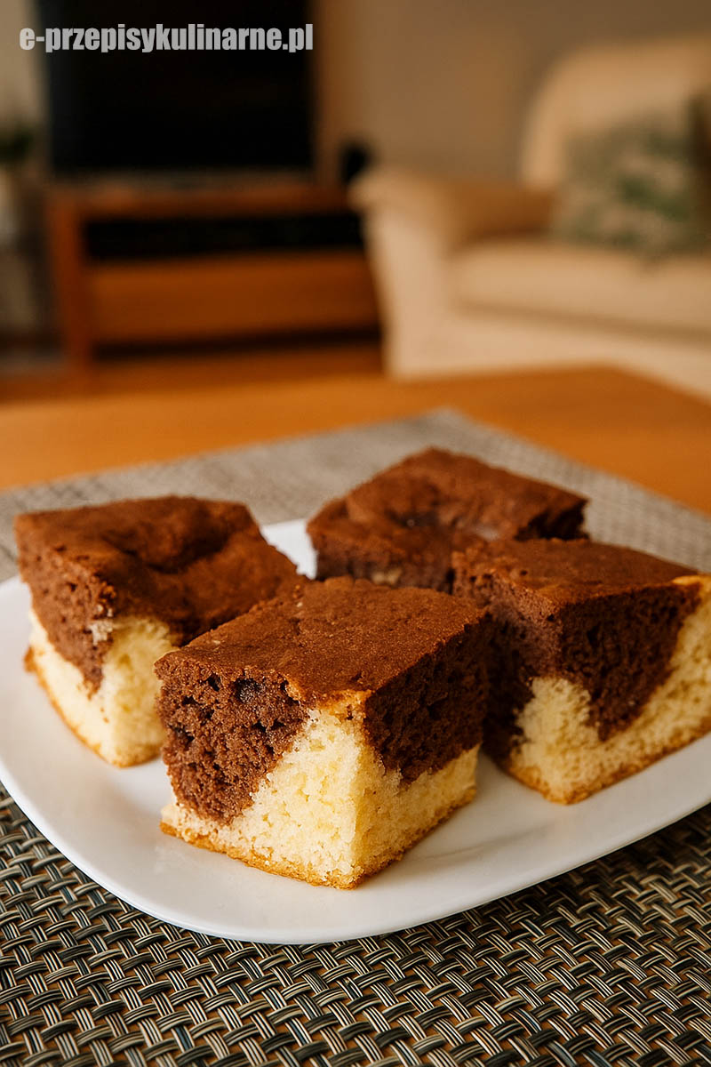 Ciasto łaciate – dwukolorowe ciasto bez mleka, które zawsze się udaje