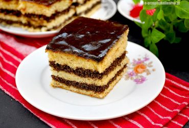 Makowiec na biszkopcie – świąteczny, bardzo smaczny klasyk