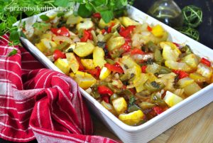 Dietetyczne leczo pieczone w piekarniku