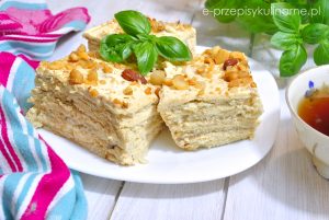 Krakersiak z orzechami - ciasto bez pieczenia