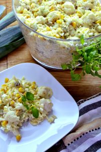 Sałatka z makaronem i kalafiorem