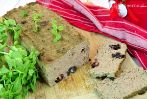 Pasztet drobiowy z żurawiną