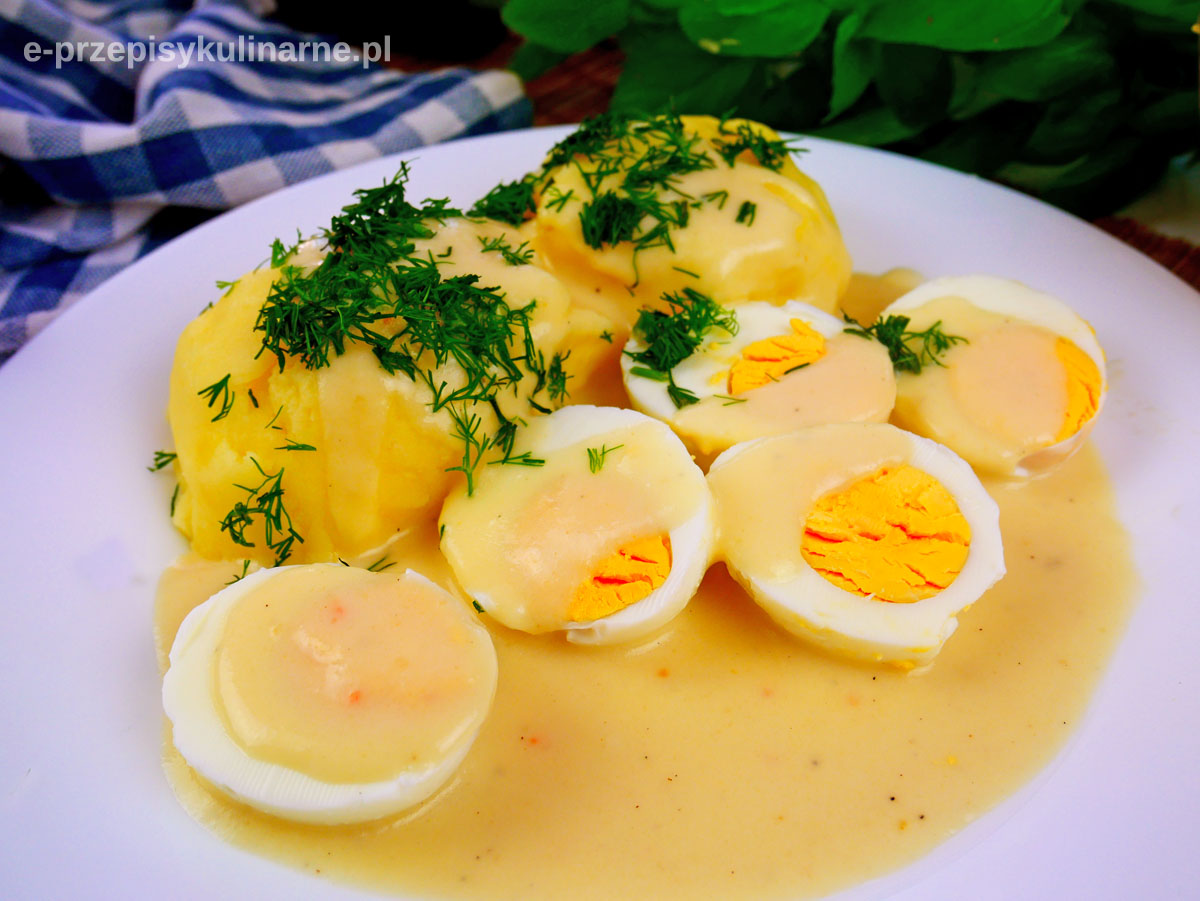Jajka z sosie chrzanowym – przepis na szybki i tani obiad