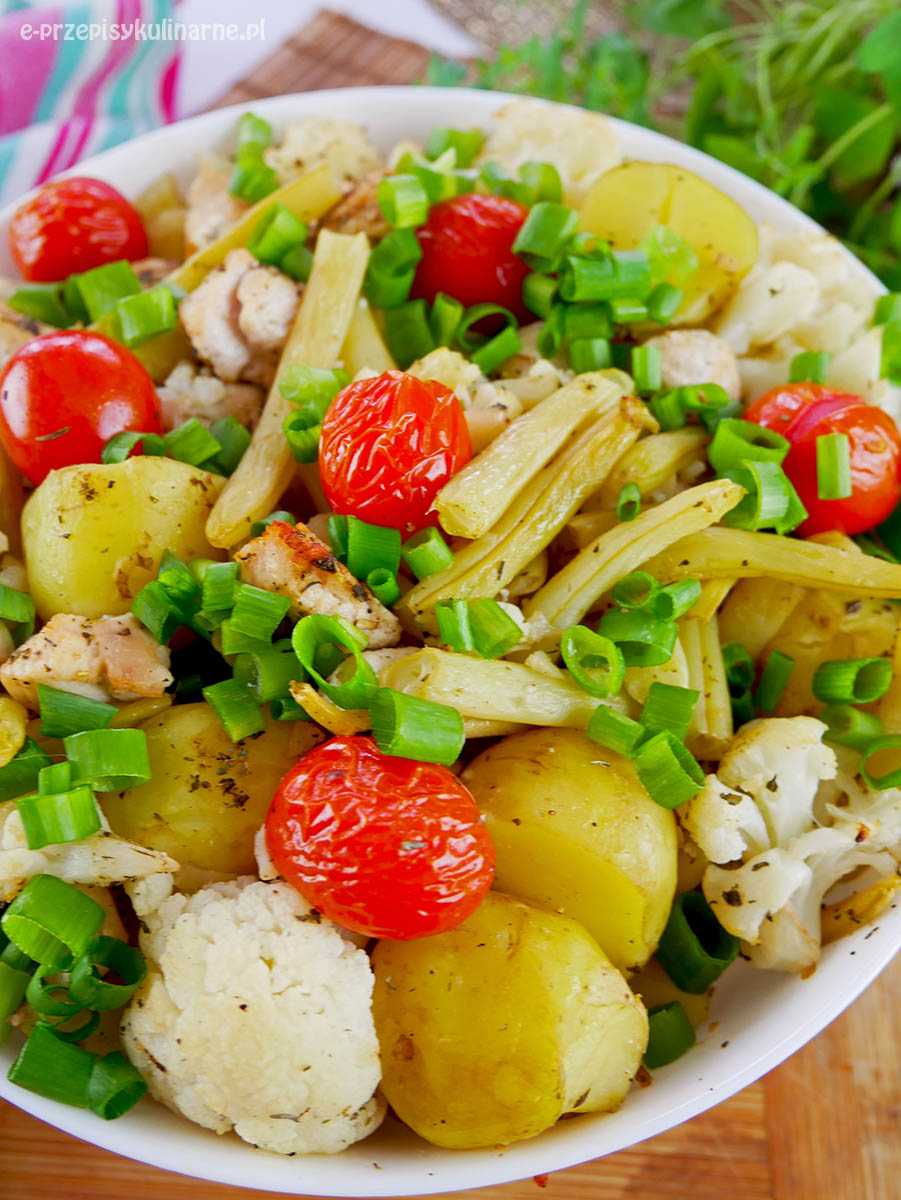 Kurczak z warzywami po prowansalsku – przepis na obiad