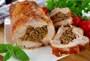 Rolada ze schabu z mięsem mielonym – na obiad lub do kanapek