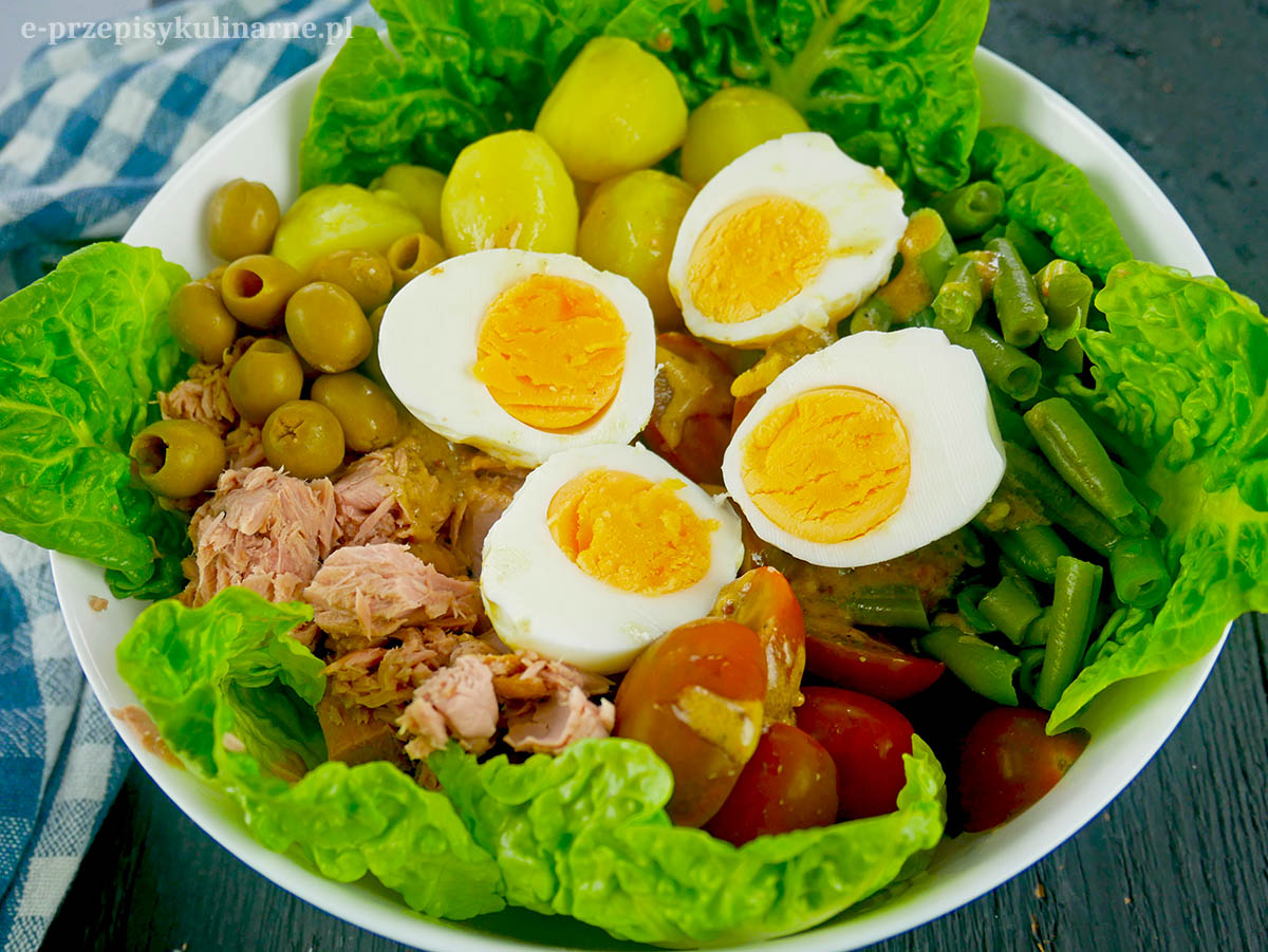 Sałatka nicejska – idealny wybór na lekki obiad lub kolację