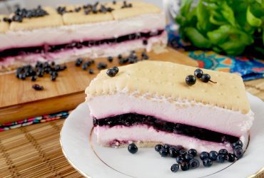 Ciasto Jagódka bez pieczenia – orzeźwiający deser na lato