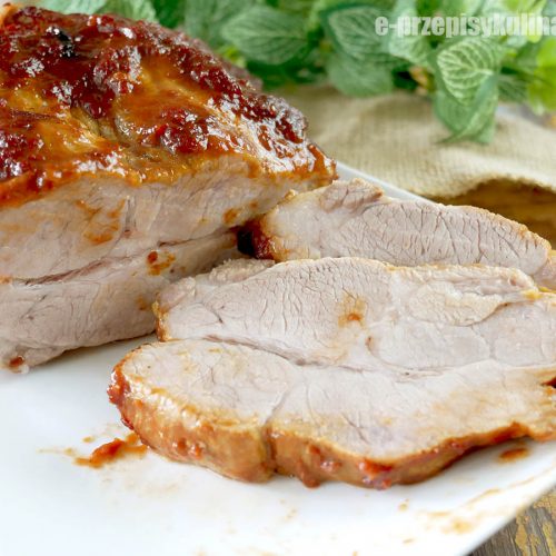Karkówka w marynacie BBQ z piekarnika – soczysta i aromatyczna