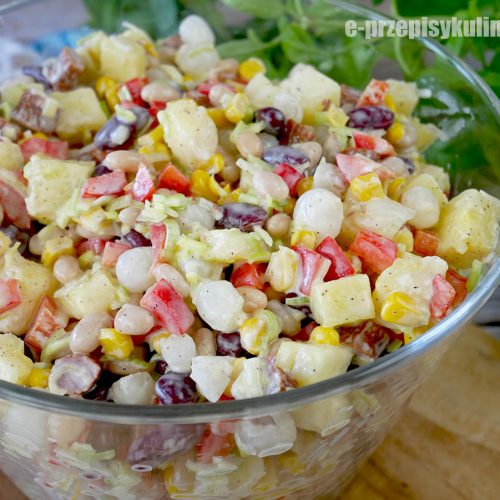 Sałatka Meksykańska z Kabanosem i Ananasem