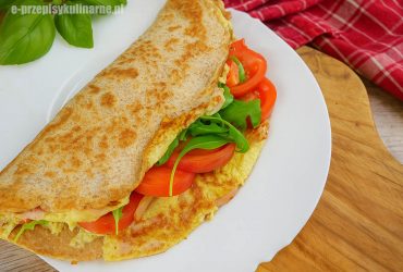 tortilla śniadaniowa z jajkiem