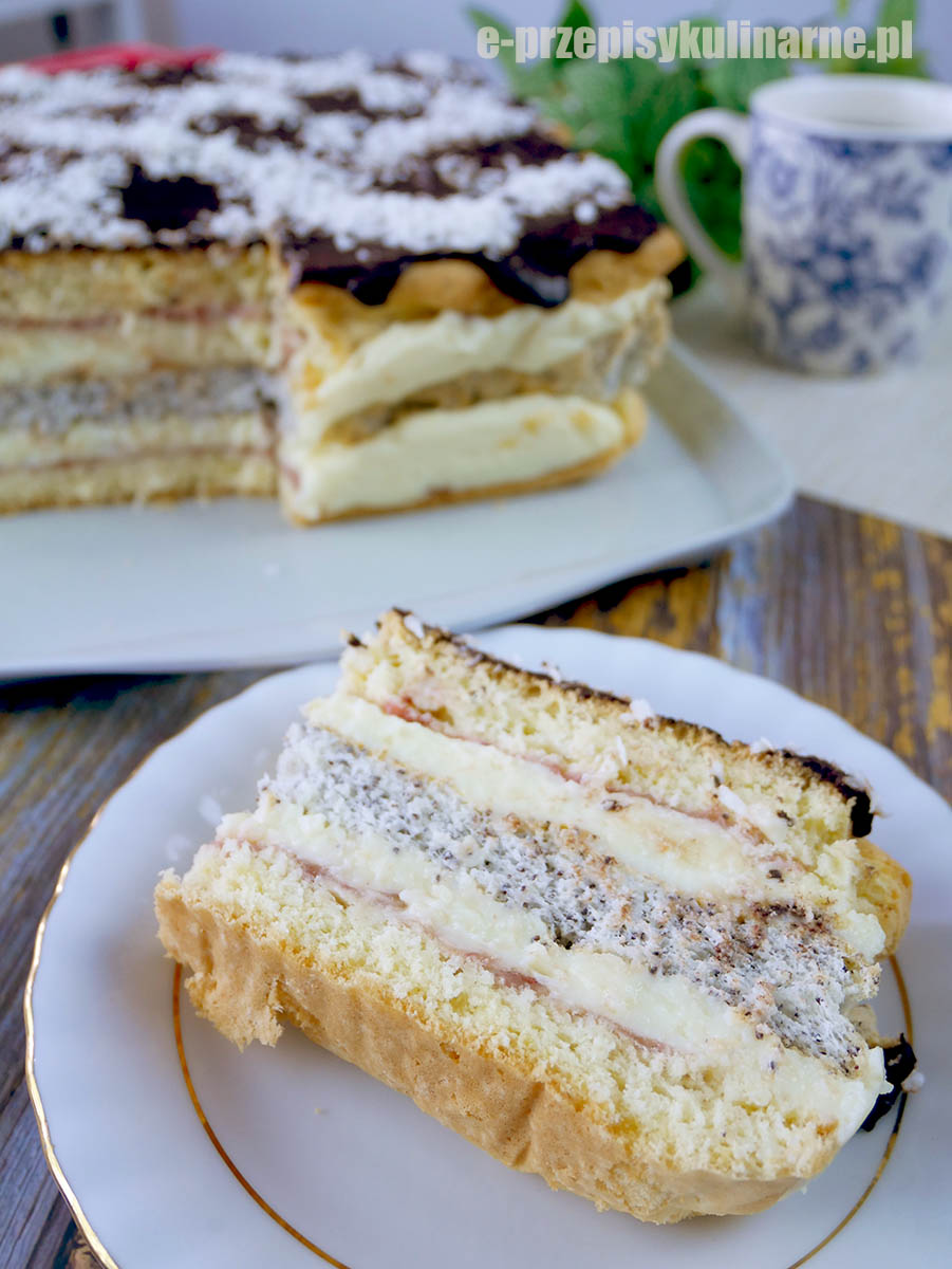 Ciasto Niespodzianka Markizy – elegancki, warstwowy deser z makowym akcentem