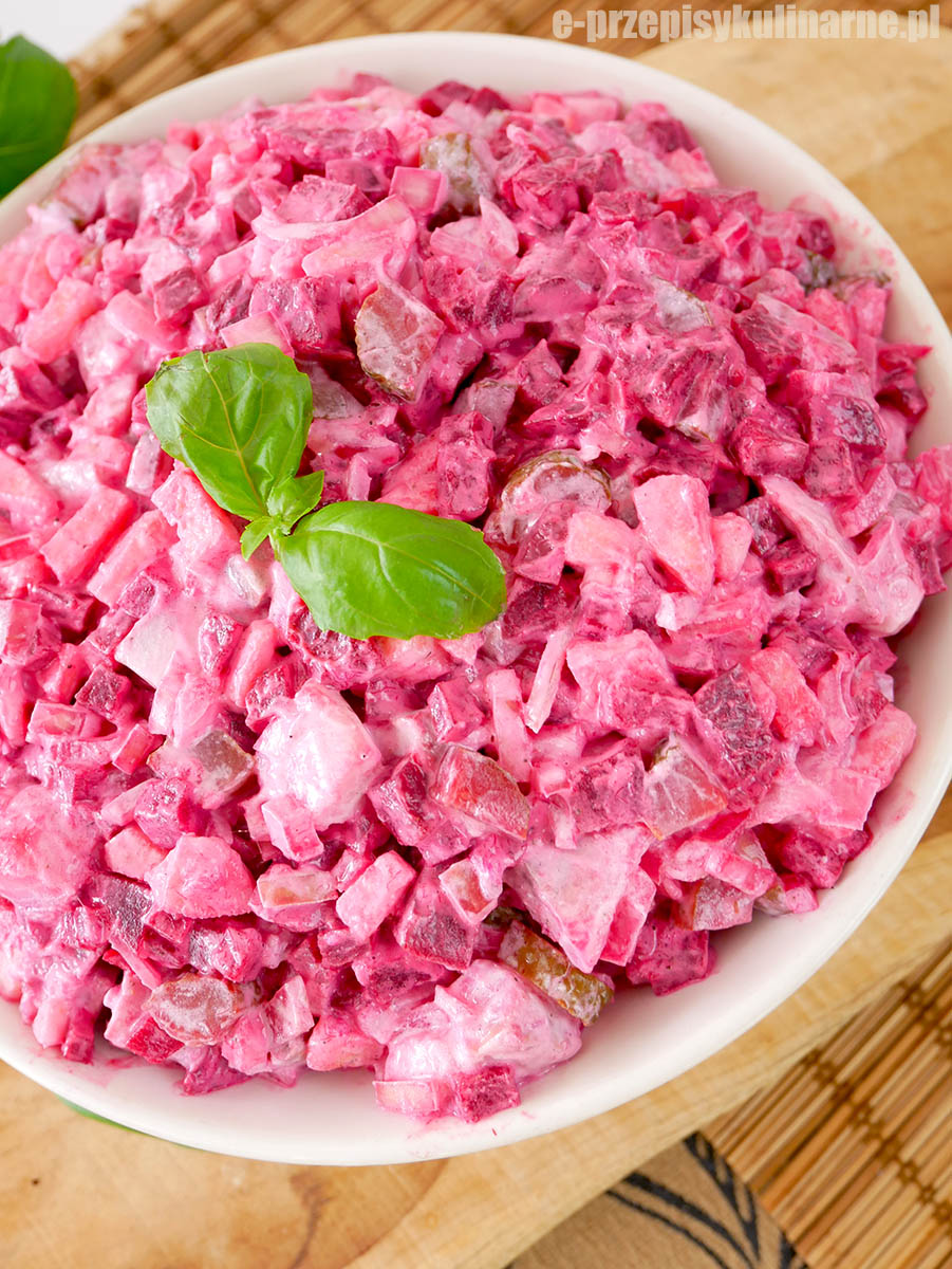 Sałatka jarzynowa z burakami – sprawdzony domowy przepis