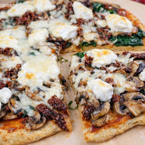 Pizza twarogowa ze szpinakiem i ricottą – szybka i lekka