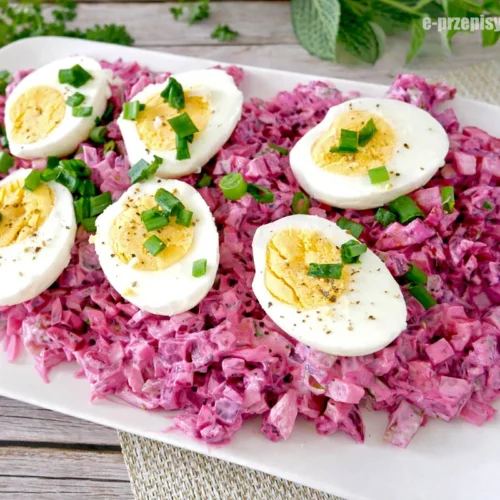 Jajka w buraczkach – prosty przepis na smaczną przekąskę