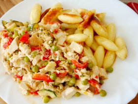 Potrawka z kurczaka z warzywami – prosty i szybki obiad